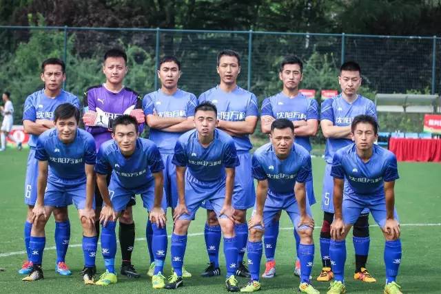 乌得勒支因烟花事件对18名球迷实施禁入令